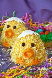 I'm not a fan of coconut. However, I think these chicks are so irresistibly adorable. 