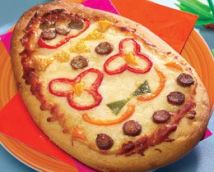 I might've shown a veggie and fruit pizzas last year. But this one is a real Easter egg pizza even if it mostly consists of veggies.