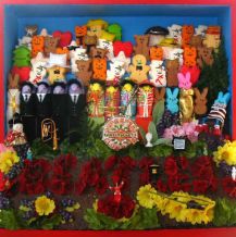 That's definitely Sergeant Peeper's Lonely Hearts Club Band. And yes, it seems like it has a lot of members. Love it.