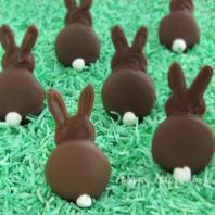 These are made from marshmallows or possibly Oreos. But they're adorable nonetheless.