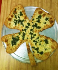 st-patricks-day-four-leaf-clover-pizza_1_LG