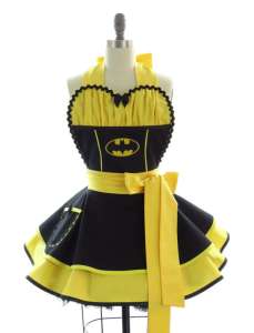 I know it's another Batman apron. Yet, it's very easy to make it a Steeler apron if you remove the bat symbol. But I wouldn't even try.