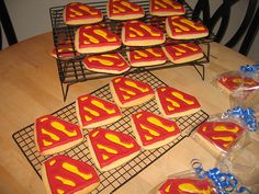 Yes, these are Superman cookies with the Superman symbol. Not sure what it means on Krypton though.