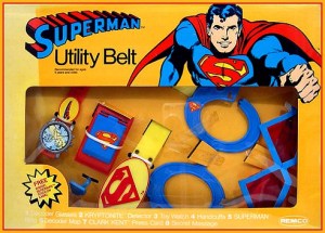Okay, Superman has super powers like super strength, flying, and x-ray vision. So why the hell would he need a utility belt? That's Batman's thing.