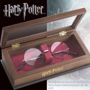 These costs about $59.95 and they're for display only, By contrast, some pairs of designer frames are relatively cheaper with or without insurance coverage.