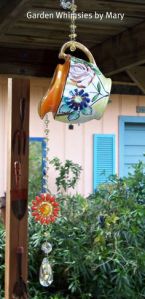 Now this looks quite whimsical. Love how this one pours the flower out. Love the design on the pitcher, too.