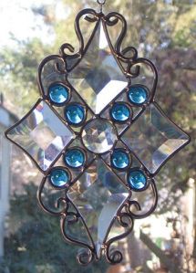 This is beautiful. Lobe the blue pieces on this. And the frame.