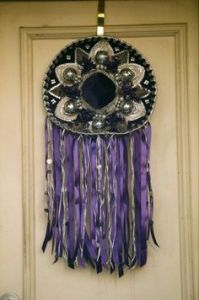 Now that's a fancy sombrero. Wouldn't want to put it on my front door this time of year due to the weather.