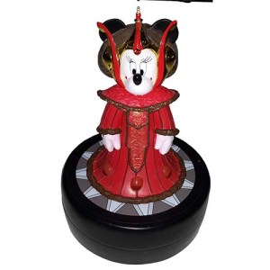 Yes, I get it with Disney issuing these figurines. But I'm not sure if I can see Minnie Mouse marrying and having kids with a future Sith Lord.