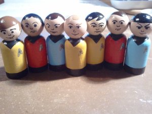 Yes, these are peg people of the original Star Trek cast. Or at least the ones people cared about.