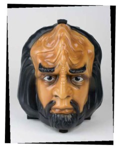 So carrying your lunch in Worf's head that also talks. Now that's disturbing. Wonder what sadistic bastard came up with that idea.