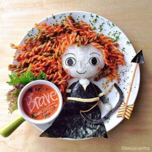 This is in the bento style with Merida in a seaweed dress, a rice face, and noodle hair. Comes with a side of tomato soup.