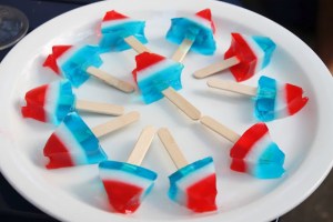 I thought these were popsicles at first. But then I realize they were probably lollipops for cocktails and such.
