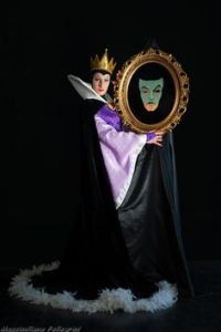 "And if it's anyone other than me, I'll kill em.'" Look, Queen, maybe you get rid of that mirror, and be the fairest one of all in your own life. Seriously, do you think you can solve your problems by killing Snow White? No.