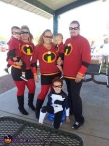 Well, they don't look quite like the Incredibles. But I guess their costumes aren't that hard to make. Like the Syndrome kid though.