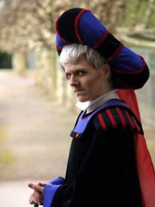 However, Frollo is a self-righteous hypocrite who never admits that he's in the wrong. And despite being "justly proud" of his "godly virtue," he's willing to burn a city because some gypsy girl won't sleep with him.