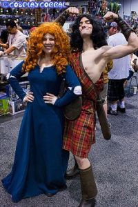 Then again, this is a couple's costume idea. Still, I think it's quite amusing with the guy showing off.