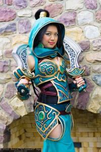 I'm sure Jafar would never mess with a woman armed to the teeth. Note that she also keeps a pet tiger.