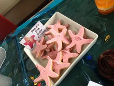 Well, her name is Peach. And she functions as a lookout for the aquarium fish at the dentist's office. Still, these cookies are neat.