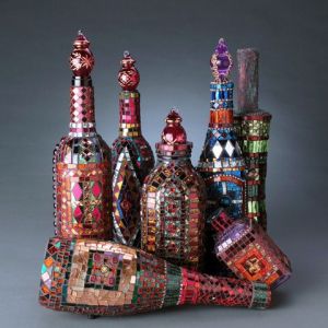 These look like bottles you'd see in some bazaar in Aladdin. Didn't know you could make bottles look this good before.