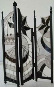 Wonder if this is Art Nouveau or Art Deco. Sometimes it can be very hard to tell.