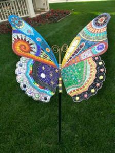 This one has quite a few designs on its wings. Not to mention, it's meant to be put on display in a lawn.