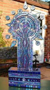 Not sure what this is supposed to be. But I like it. I especially like the fact it's purple.