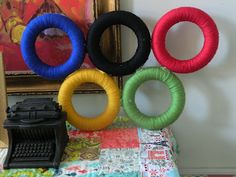 Yes, I showed an Olympic yarn wreath before. But this one is standing and the rings don't overlap.