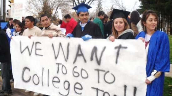 undocumented_students