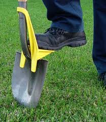 This hard plastic contraption is supposed to make digging a lot more easier. Until the plastic gets old and breaks, that is.