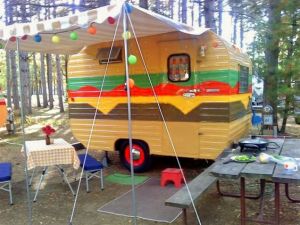 Okay, it's a camper painted as a cheeseburger which is pretty tacky. But I'm sure my viewers would get a kick out of this.