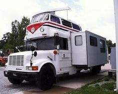 Actually it's an RV. But yeah, it's bound to attract rather confused onlookers.