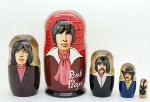 Wait, that group had 5 members. Why does this set depict 4? Maybe because Syd Barrett left the group early.