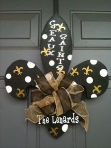 After all, it's a symbol of the Saints team. Like the ribbon decoration, too.