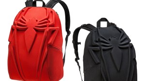 I mean they both look the same except that they're in different colors. Just pick one.