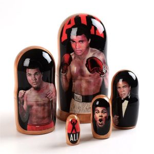 Yes, this depicts Muhammad Ali who died not to long ago. Doesn't hurt if I put this on my post. RIP