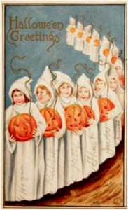 Okay, I know those are supposed to be ghost costumes. But to me they seem like cult robes. The kids' sinister faces don't help either.