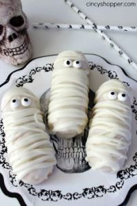 Just put them in icing, add drizzle, and add eyes. And yes, you'll want to eat these up.