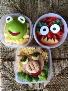These lunches consist of Kermit fruit snacks, Animal salad, and a Miss Piggy sandwich. So cute.
