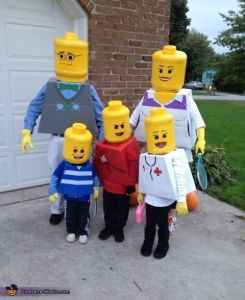 So I guess this family decided to go as a Lego version of themselves. Makes sense, to a point.