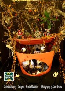 Well, alive in lights. But you have to admit, this takes Halloween mini gardens to a whole new level.