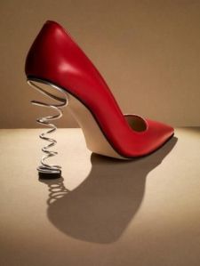 Well, at least at the heel. Not sure if the spring can actually compress if pressed.