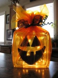 It may not be scary compared to some of the other decorations. But it's worthy for this post and orange.