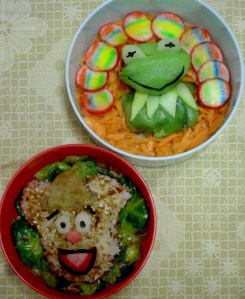 Nice that Kermit's has a rainbow for "Rainbow Connection." Fozzie's is barely recognizable.