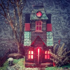 I know it's a mysterious light. But the redness makes it seem so unnatural.