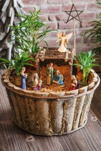 It's even better if you have a dirt ground and a twig stable. Still, this is lovely.