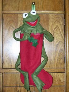 As we know, this red stocking doesn't need much green if it has Kermit. Since he already takes care of that.