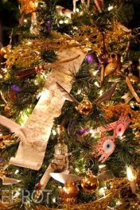 Well, Rita Skeeter has her Quick Quotes Quill that writes whatever she wants it to say. Still, I think this is quite clever if you ask me.