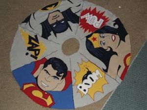 This one has Batman, Superman, and Wonder Woman. Or as I call them, the Golden Trio of DC Comics.