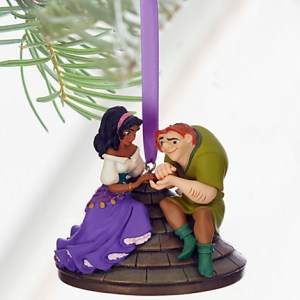 Because nothing says Christmas like saving a girl's life from your crazy self-righteous guardian in hopes you might get in her pants. Yet, she only wants to be friends. Sorry, Quasimodo, but she has eyes for Phoebus.